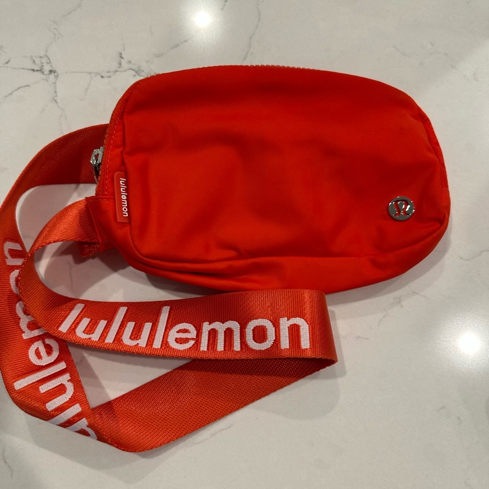 Lululemon Athletica Bold Orange/Red Belt Bag